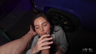 Заебись! И на стритрейсинге побывала и публично на большом члене покаталась!