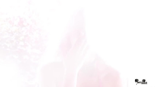 Мужик долбит шлюху в раздолбанную жопу