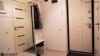 Сводная сестра одолжила вазу и рассчиталась сексом за нее